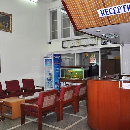 Fortune Hotel Mandalay Exteriör bild