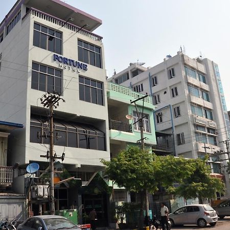 Fortune Hotel Mandalay Exteriör bild